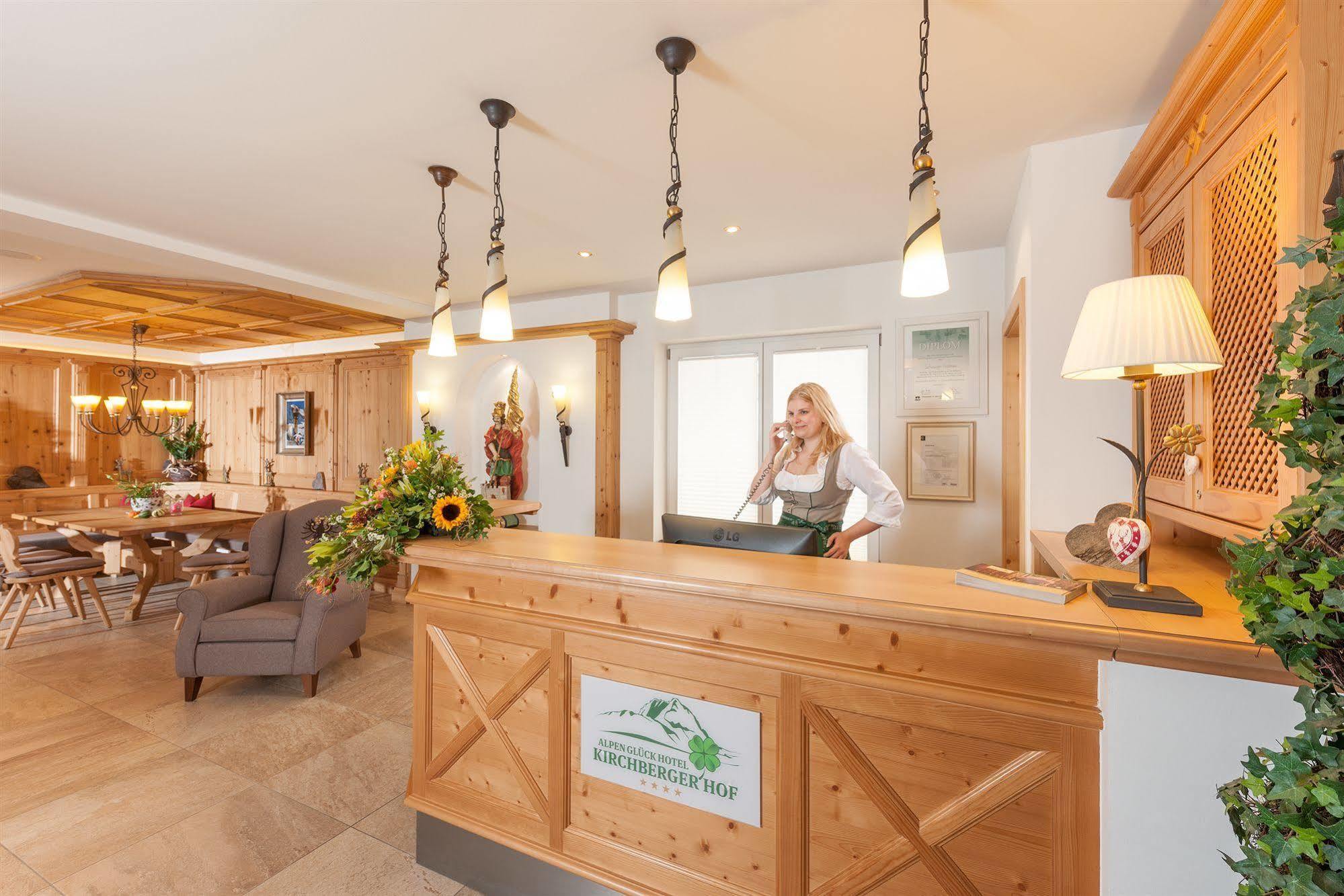 Alpen Glueck Hotel Kirchberger Hof Kirchberg in Tirol Bagian luar foto